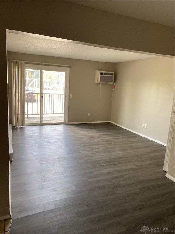 3414 Dorr St - Photo 7 of 24