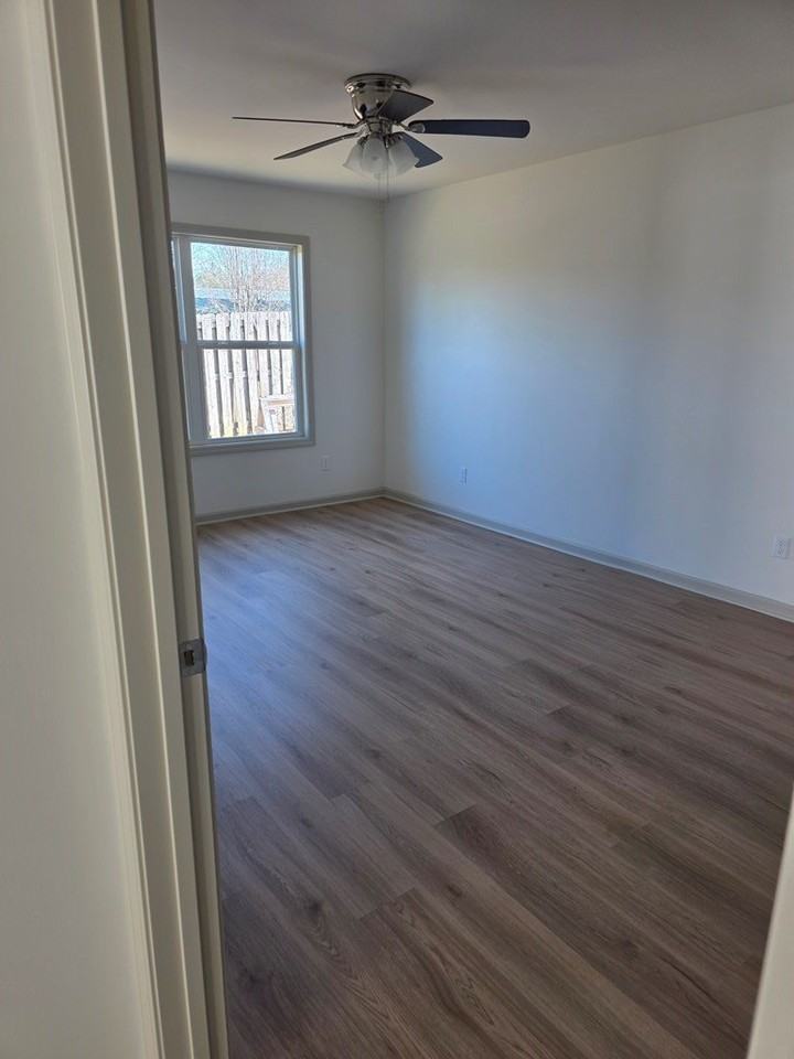 115 Thistlewood Dr - Photo 6 of 12