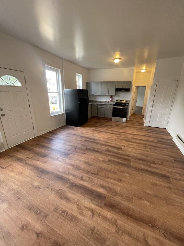 1402 Princess Ave #A