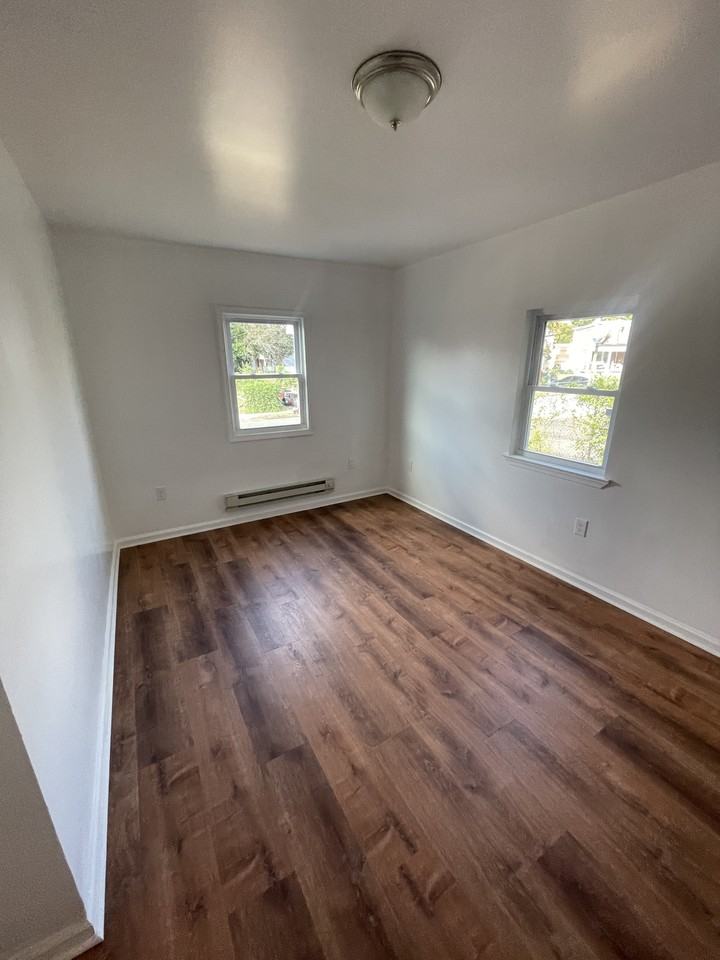 1402 Princess Ave #A - Photo 5 of 12