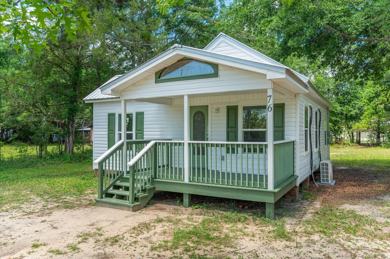 76 Clay St - Photo 3 of 27