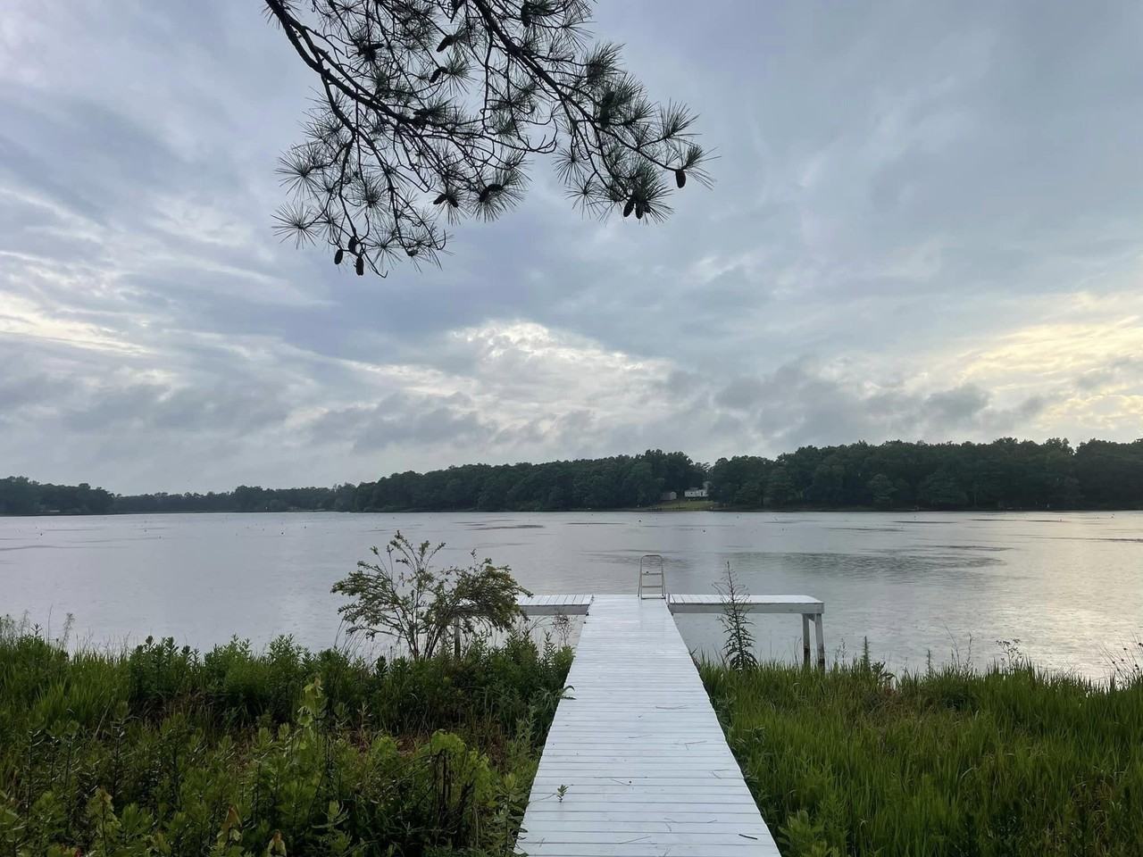 732 Paradise Island Dr - Photo 4 of 26