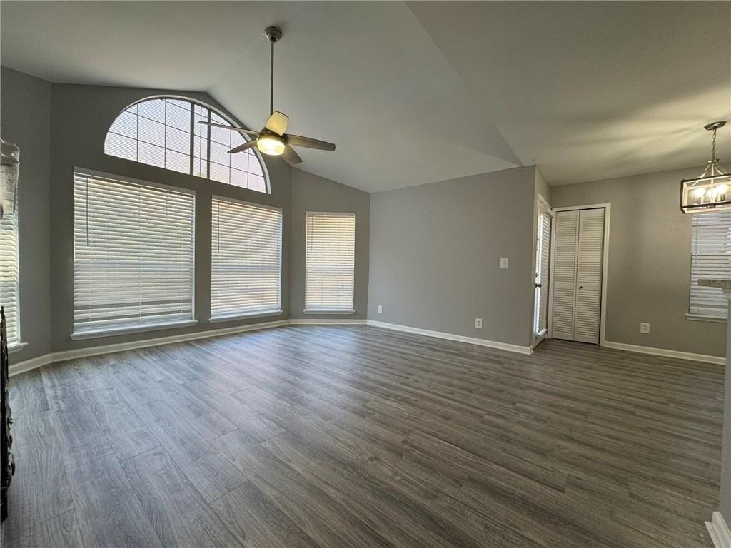 105 Hawkstone Way - Photo 3 of 25