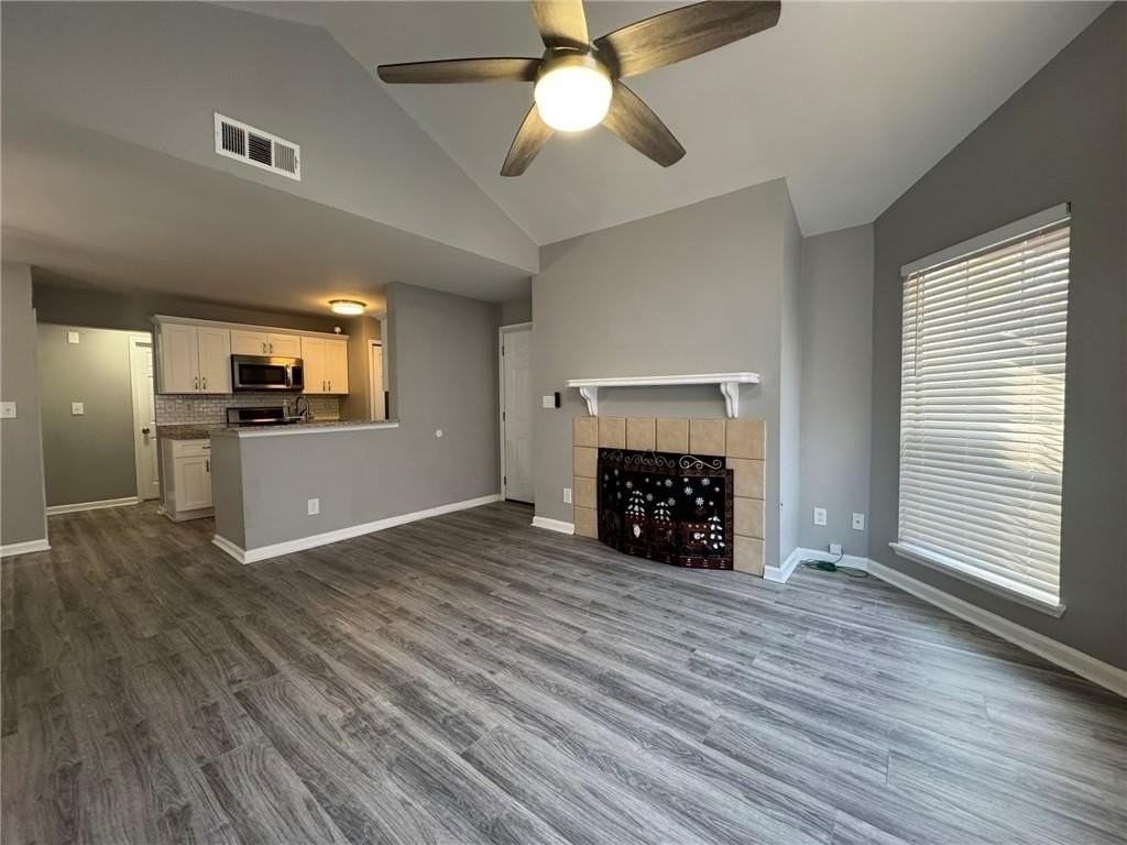 105 Hawkstone Way - Photo 5 of 25