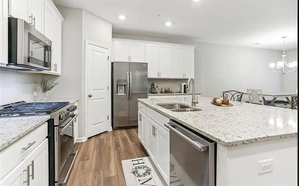 150 Duval Dr - Photo 3 of 13