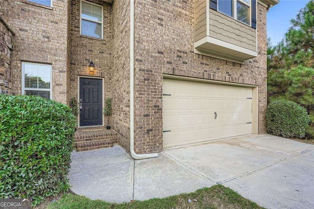 1240 Grayson Oaks Dr - Photo 4 of 31