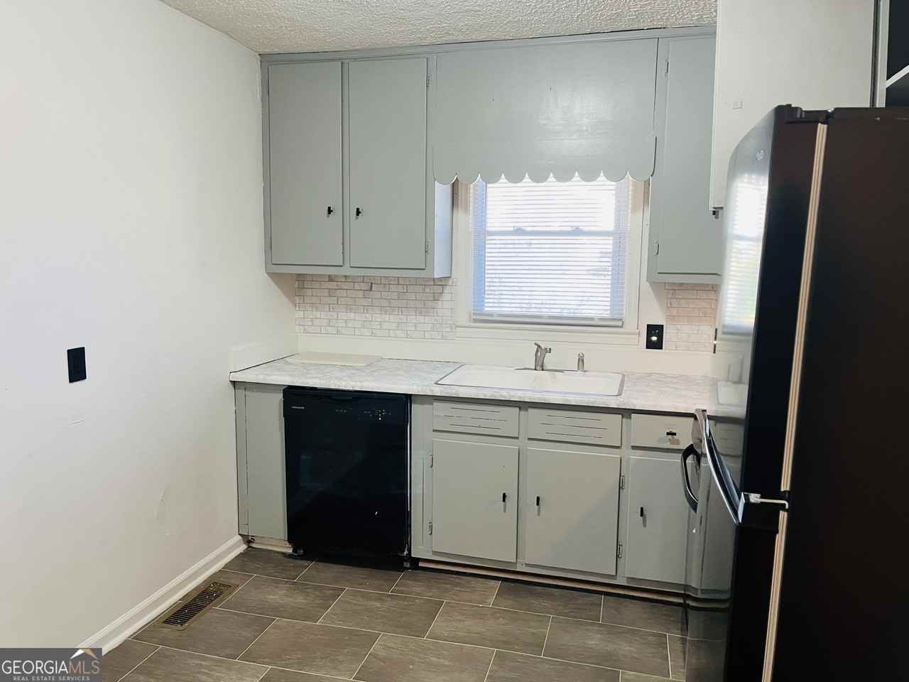 50 Lone Oak St - Photo 6 of 21