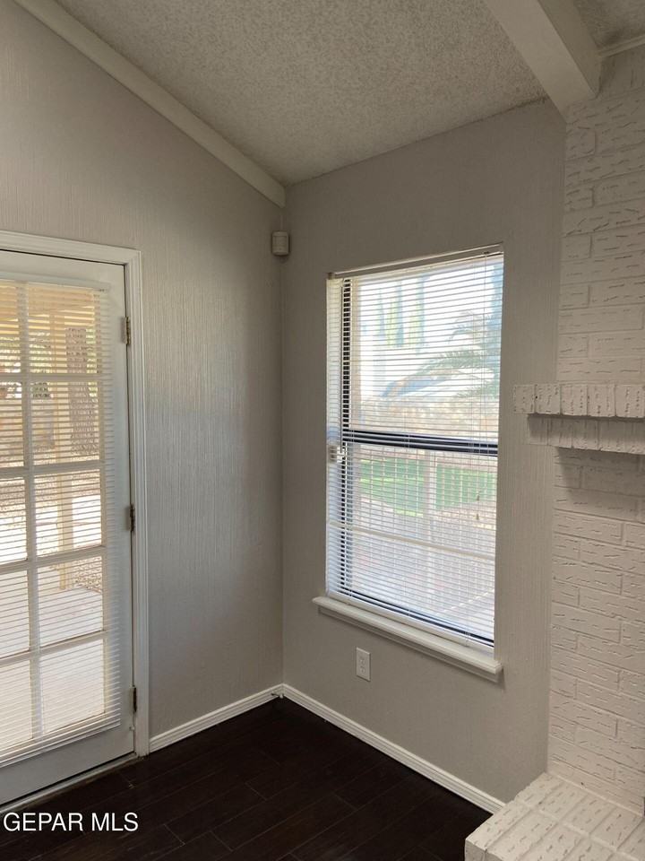 6721 El Parque Dr - Photo 7 of 50