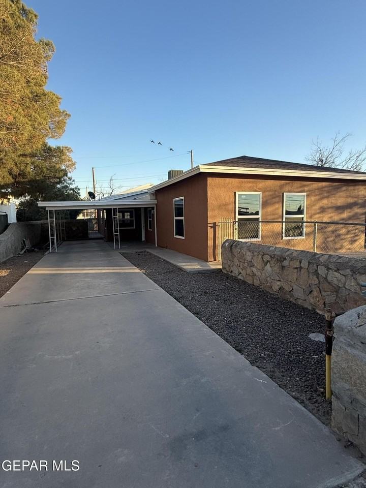 218 Easter Way - Photo 5 of 45