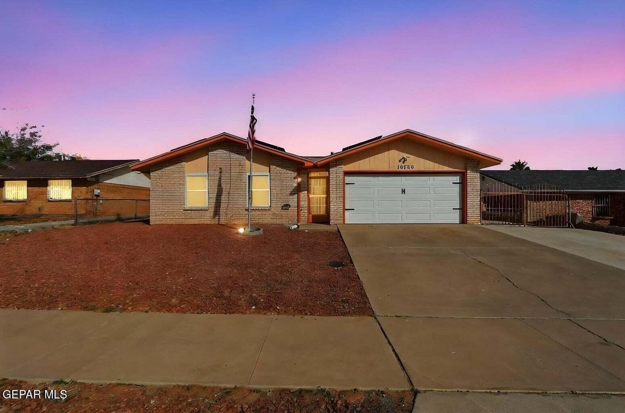 10720 Sugarland Dr - Photo 4 of 26