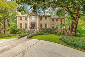 featured image of 210 Settlers Rd