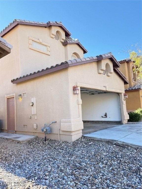 7641 Zermatt Ave - Photo 2 of 16