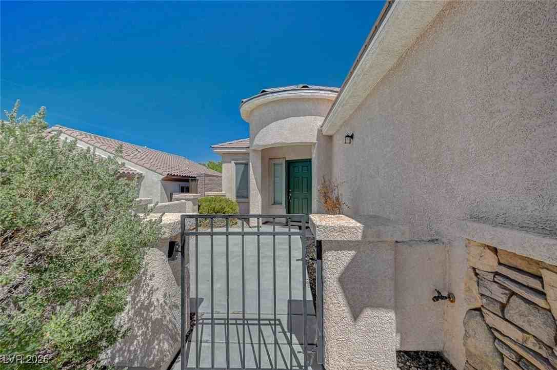 2624 Rue Toulouse Ave - Photo 2 of 36