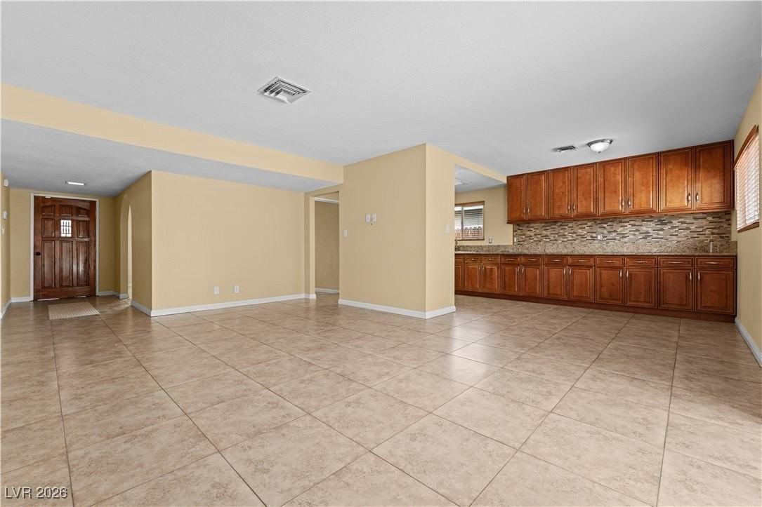 3578 Anthony Dr - Photo 7 of 35