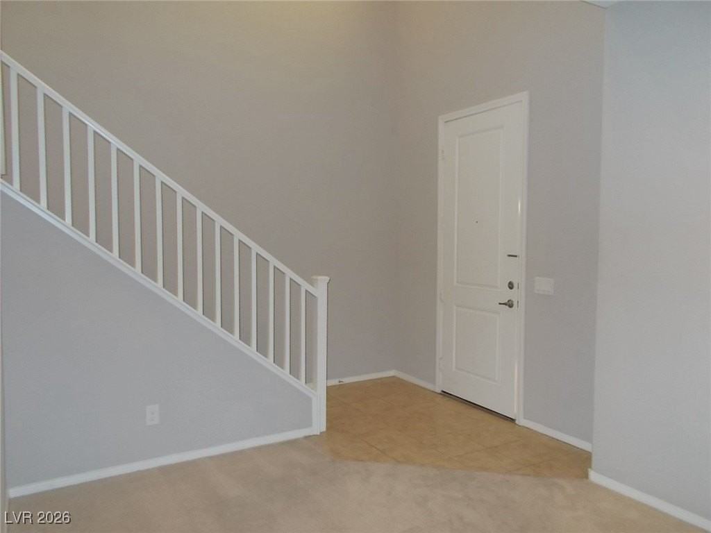 7458 Amesbury St - Photo 5 of 35