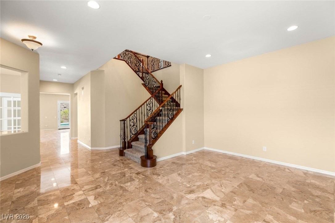 17 Morninglow Pass - Photo 5 of 50