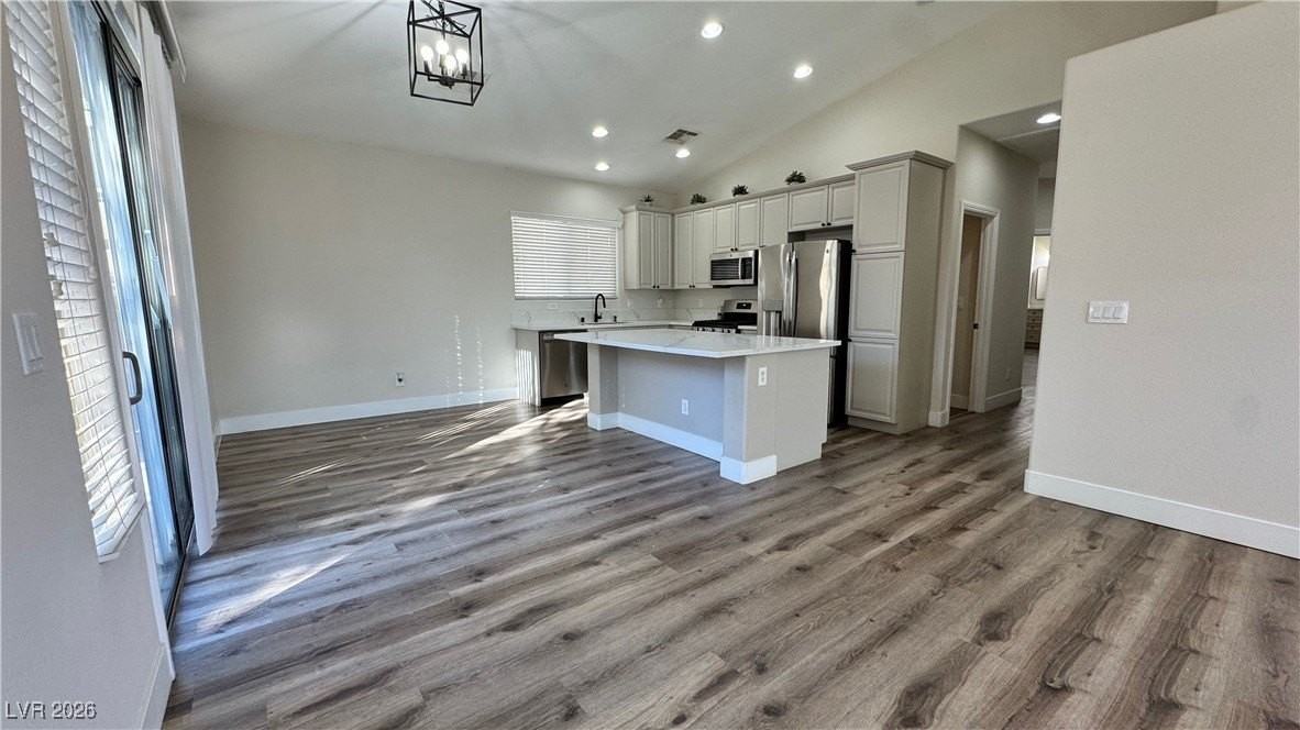 5429 Capistrano Hills St - Photo 4 of 19