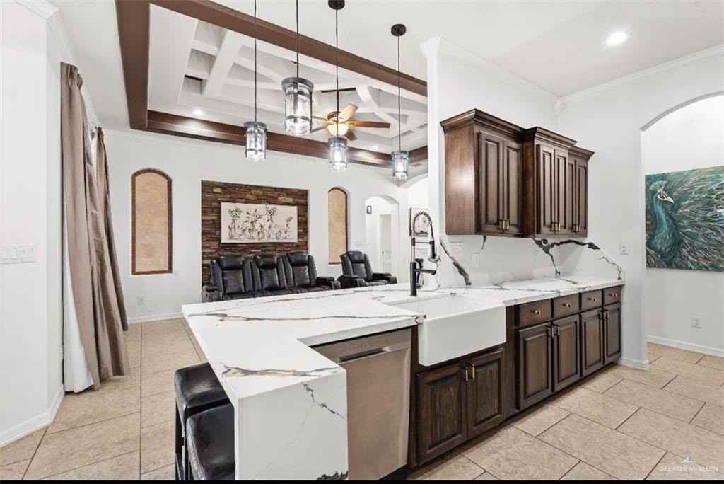 1330 Loretta Lynn Dr - Photo 2 of 21