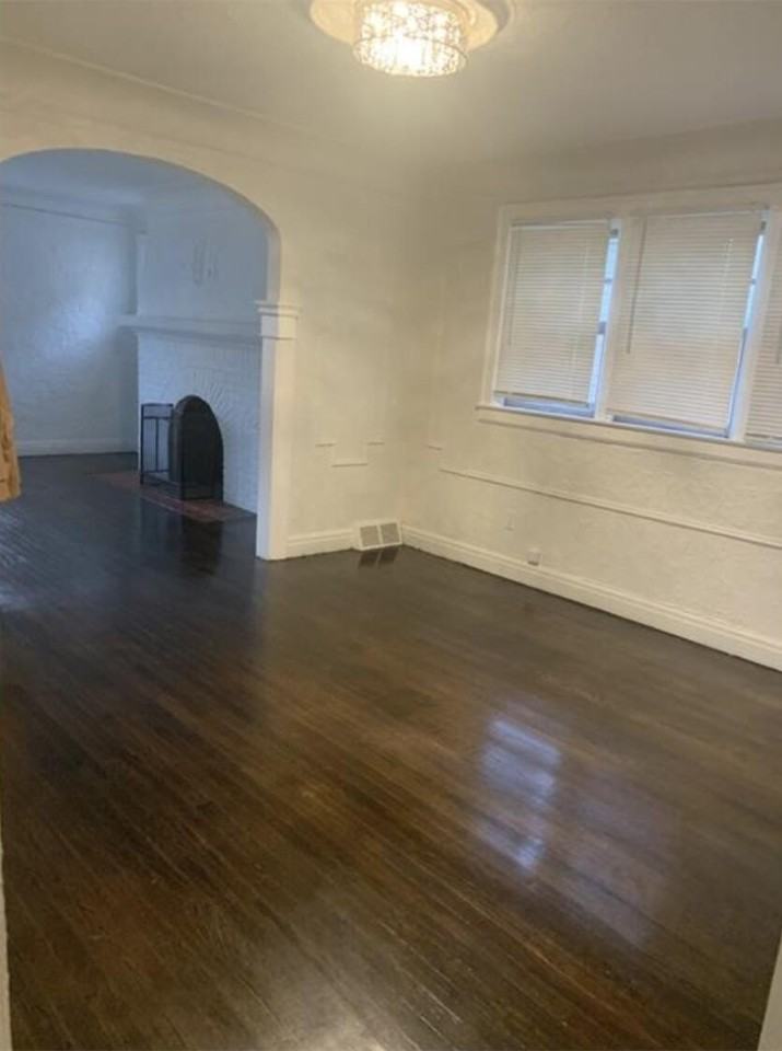 17139 Prairie St - Photo 5 of 10