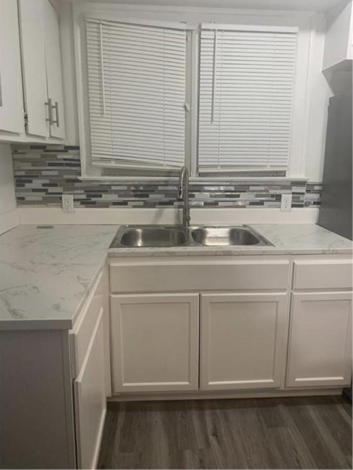 17139 Prairie St - Photo 7 of 10