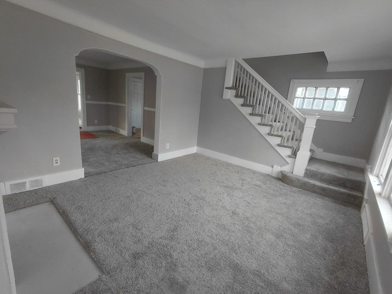 13925 Cherrylawn St - Photo 3 of 17