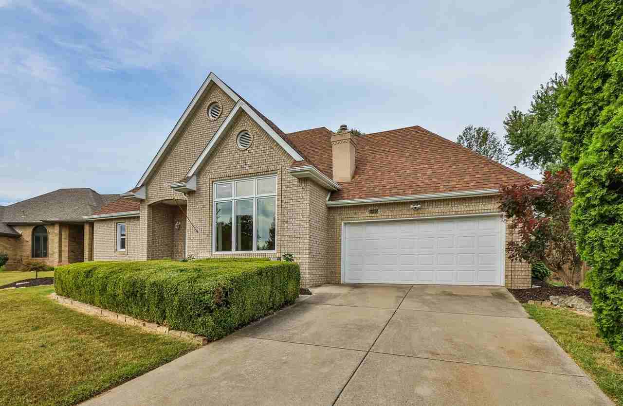 5095 S Wanda Gray Ave - Photo 4 of 36