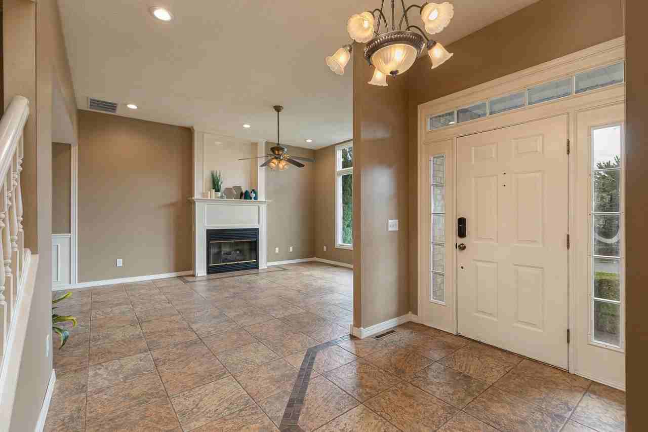 5095 S Wanda Gray Ave - Photo 6 of 36