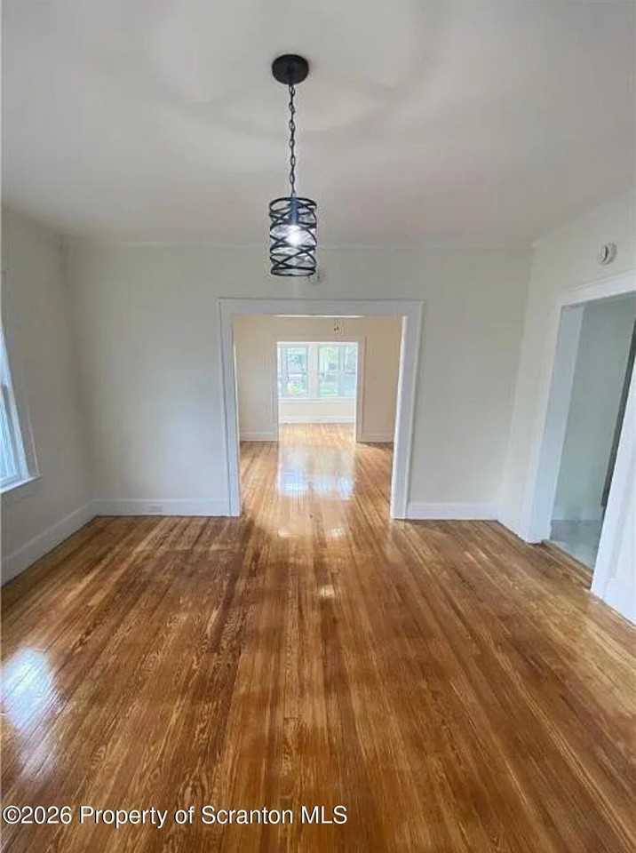 24 Stafford Ave - Photo 6 of 11