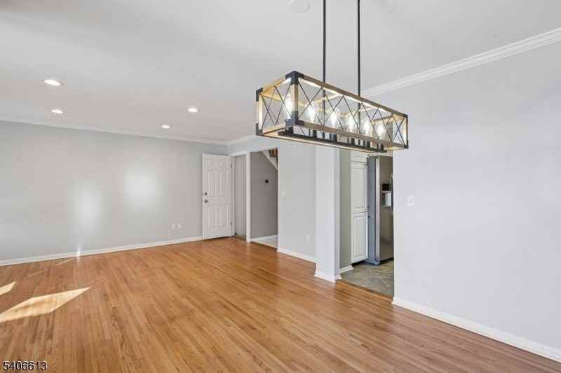 13 Eton Ct - Photo 7 of 50