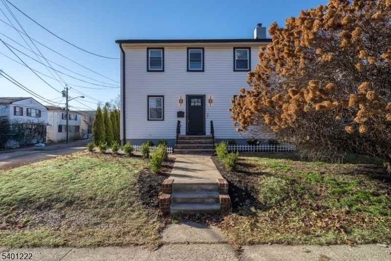 21A Lombardy Pl - Photo 3 of 33