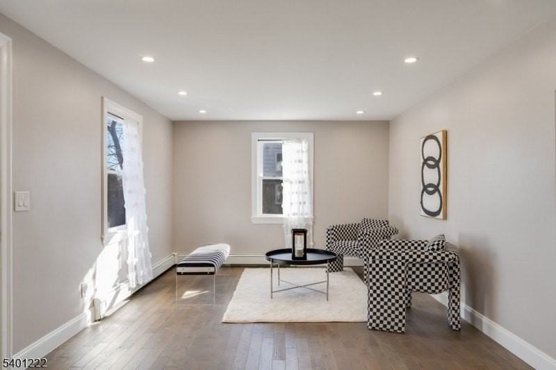 21A Lombardy Pl - Photo 7 of 33