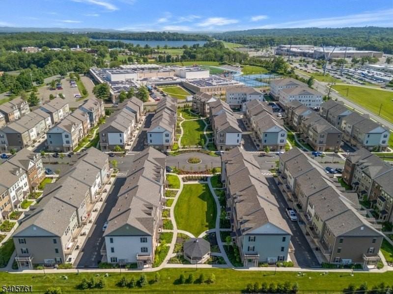 32 Cortland Ct - Photo 2 of 28