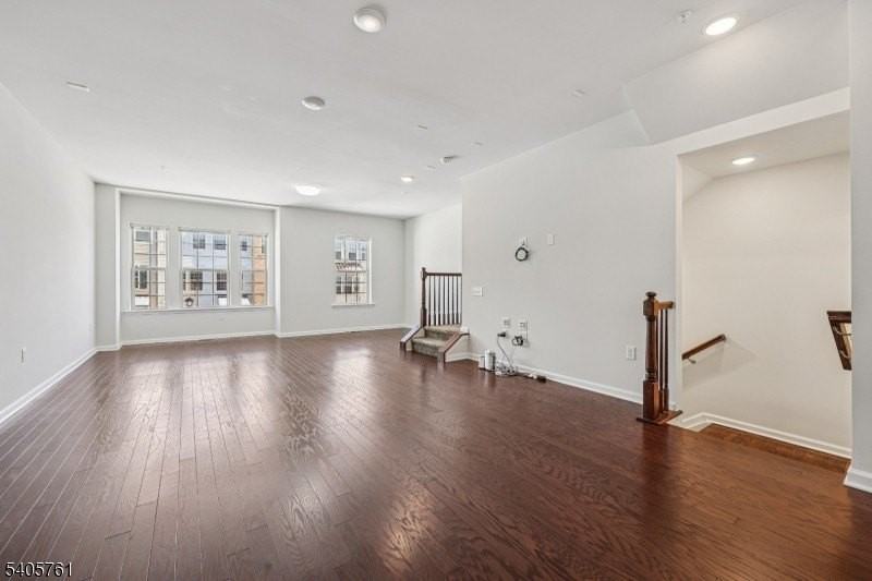 32 Cortland Ct - Photo 7 of 28