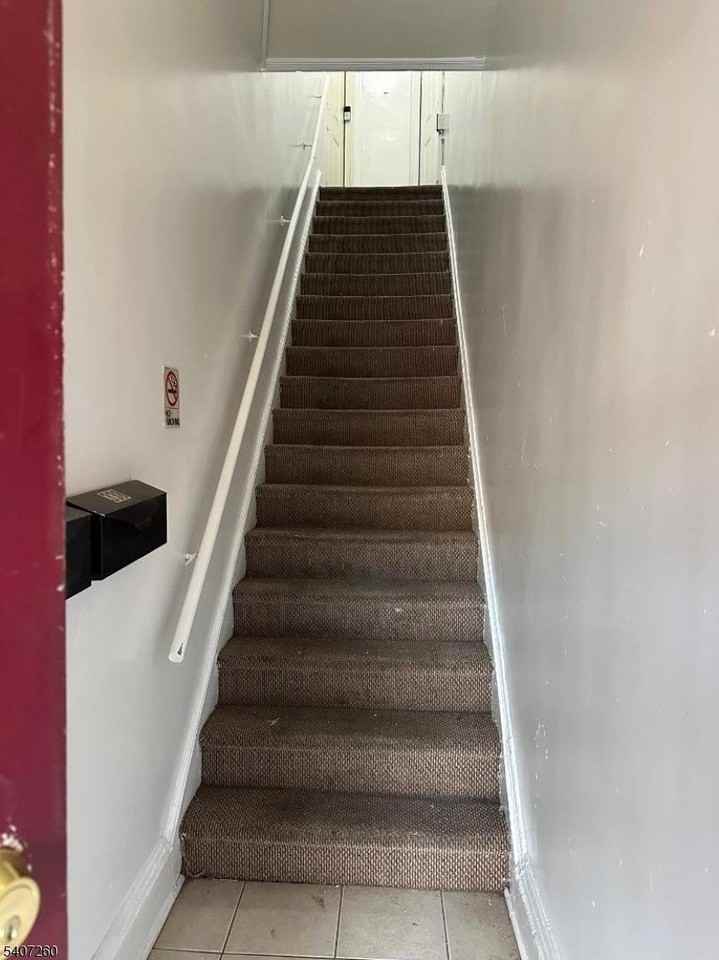 336 Broad St #2 - Photo 4 of 24