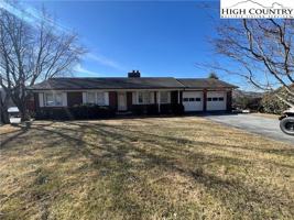 featured image of 1864 Deerfield Rd #1