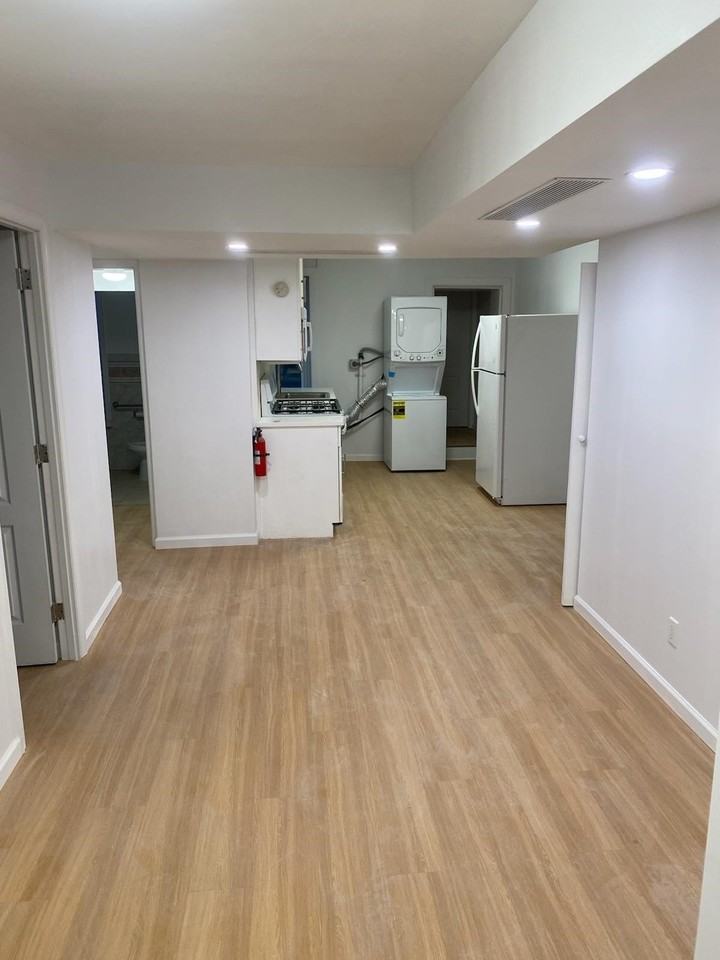 298 Princeton Ave #1 - Photo 2 of 13