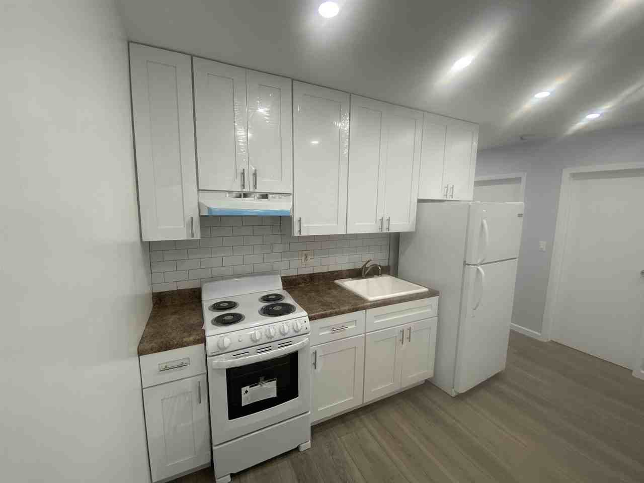 1204 13th St #3 - Photo 2 of 7