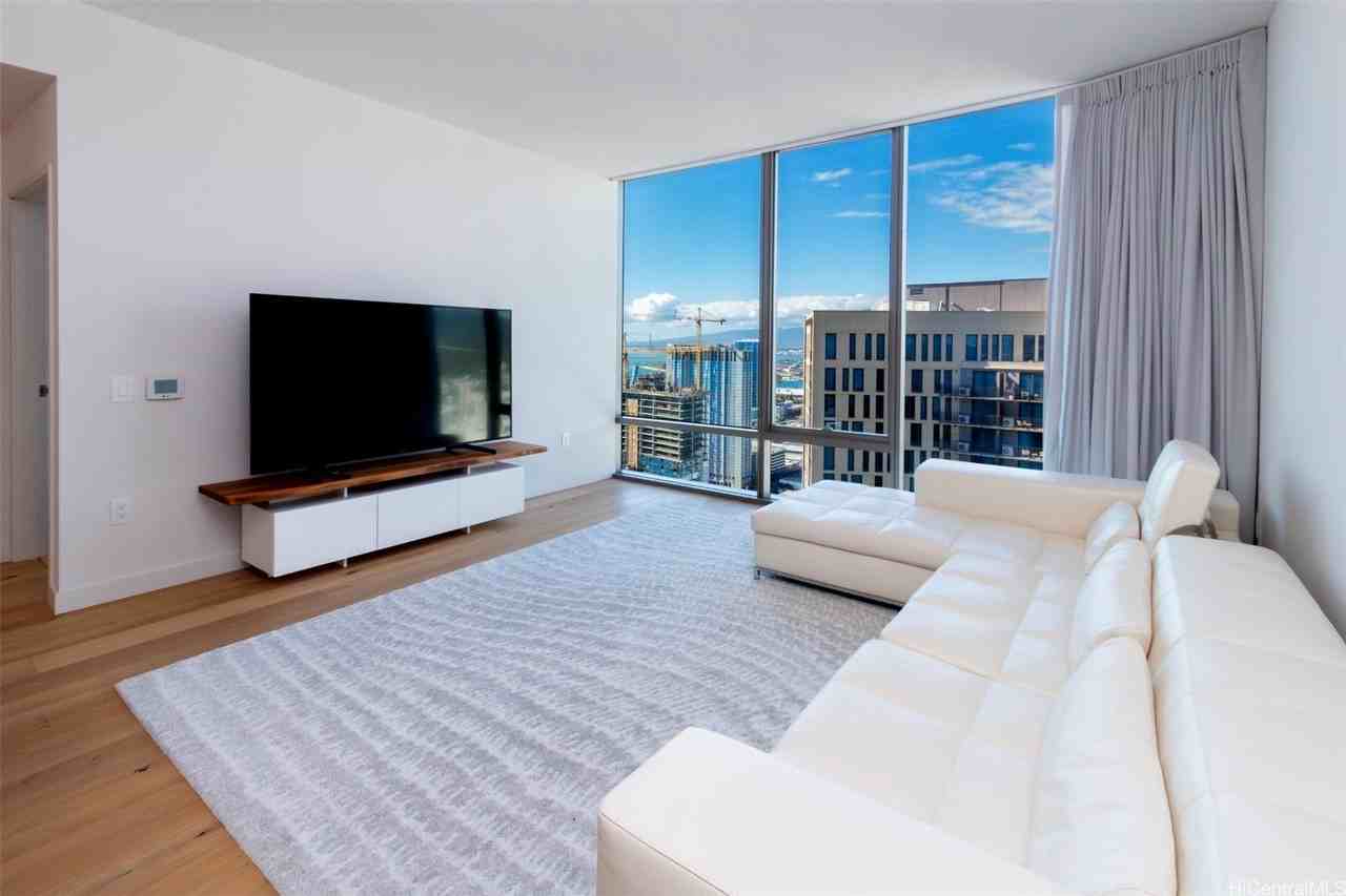 1001 Queen St Apt 4005 #4005 - Photo 4 of 25