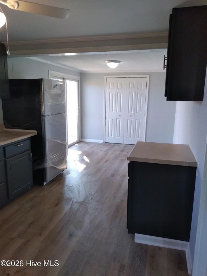 116 Cooper Rd - Photo 2 of 8