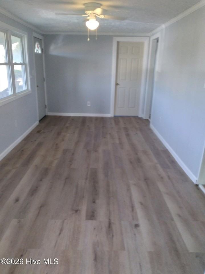 116 Cooper Rd - Photo 3 of 8