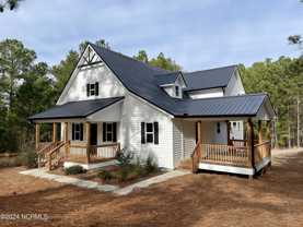 142 Edgewater Dr - Photo 1 of 1