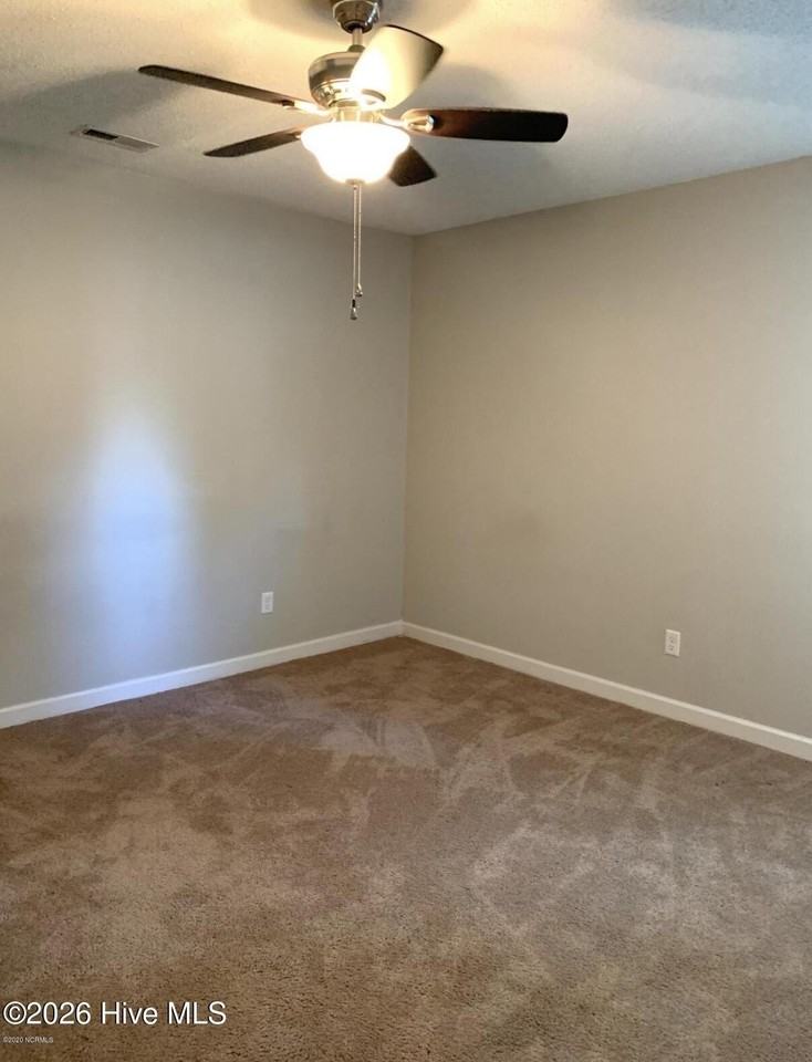 659 Third St Unit B #B - Photo 7 of 9