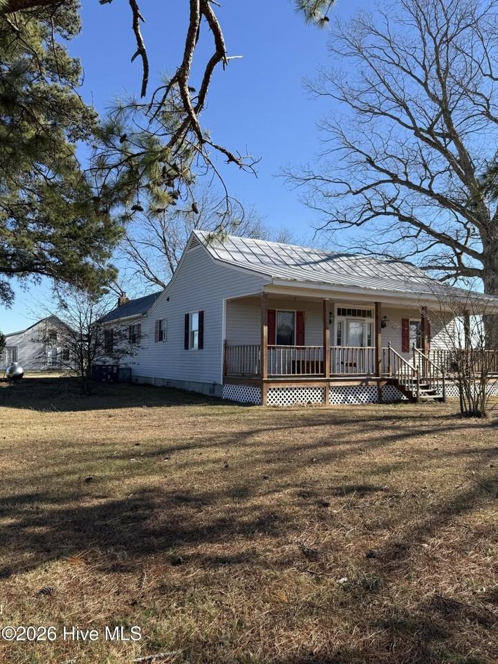 3337 Bell Arthur Rd - Photo 3 of 12