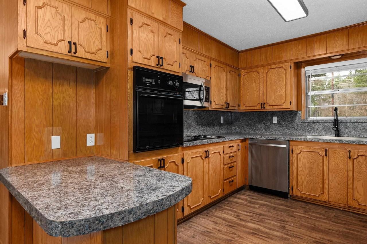 2227 Danville Rd - Photo 5 of 15