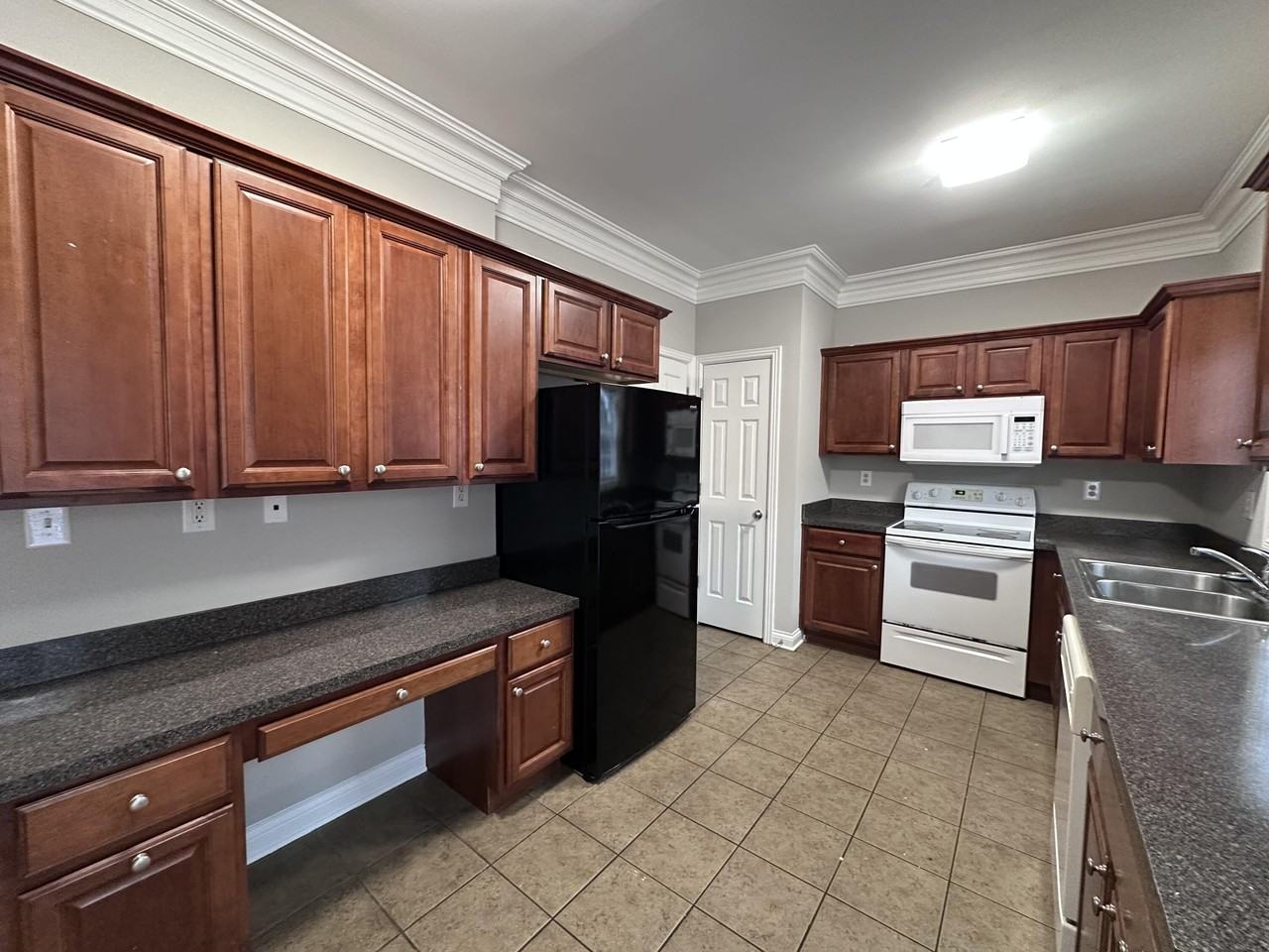 209 Old Todds Rd Apt 5103 #5103 - Photo 5 of 12