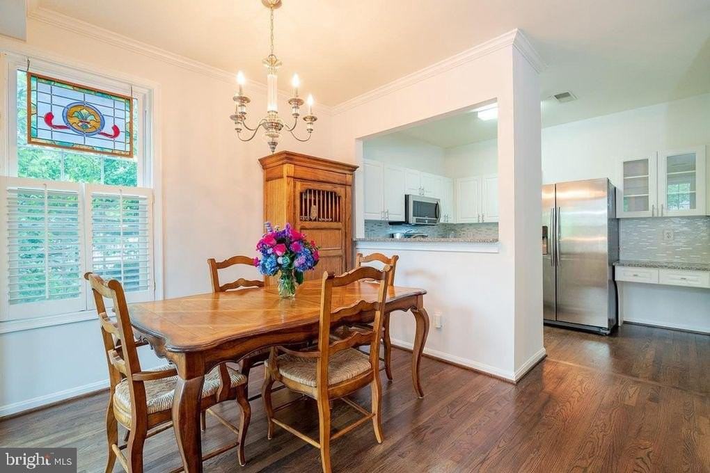 4651 Longstreet Ln - Photo 5 of 11