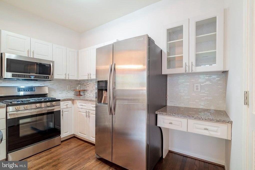 4651 Longstreet Ln - Photo 6 of 11