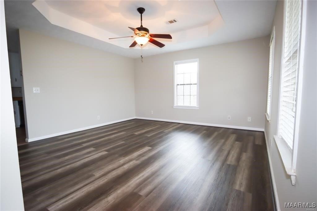 113 Kentucky Oaks - Photo 2 of 10