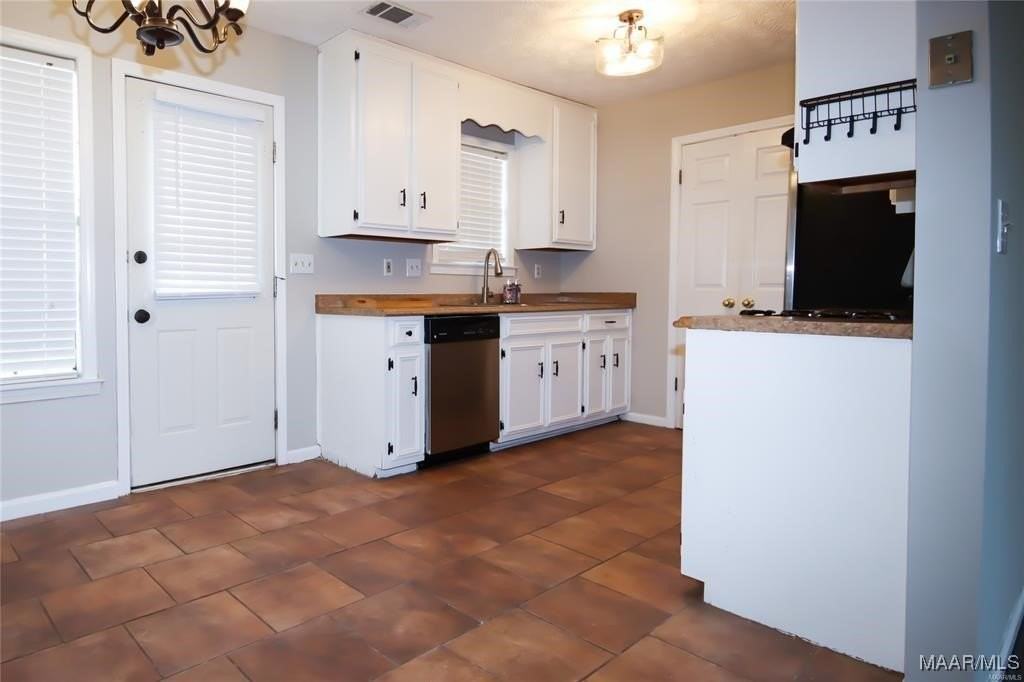 113 Kentucky Oaks - Photo 4 of 10