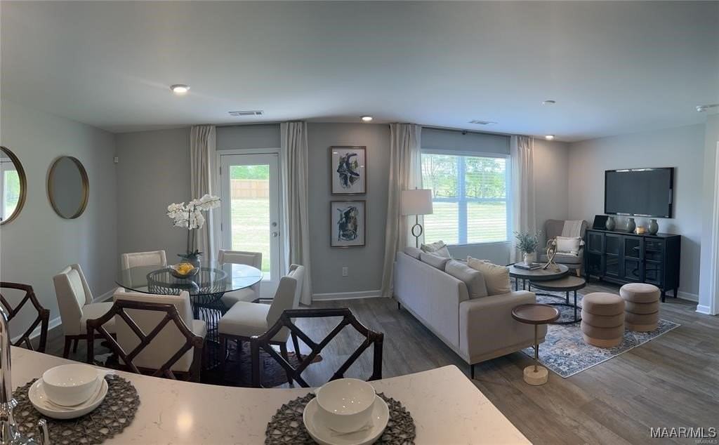 6006 Singleton Ct - Photo 3 of 12